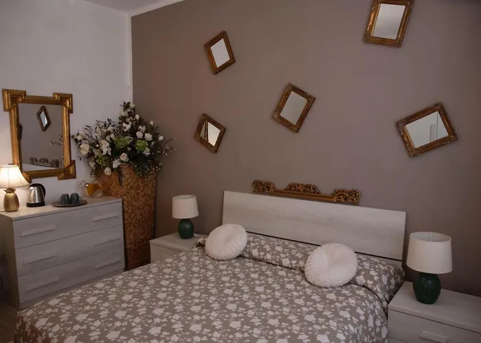 Priscilla Nel Golfo Delle Meraviglie Pensionat La Spezia